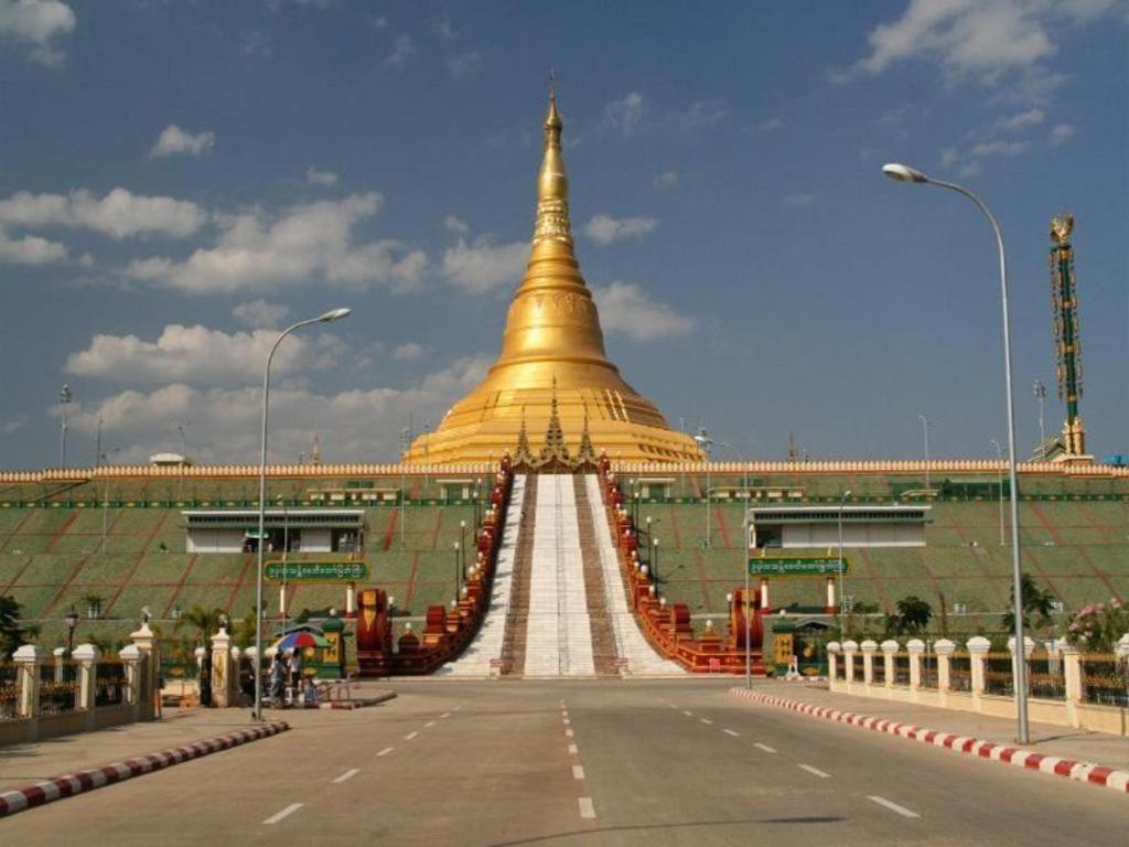 스타 월드 호텔 Naypyidaw 외부 사진