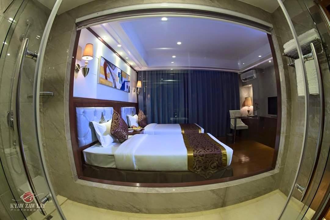 스타 월드 호텔 Naypyidaw 외부 사진
